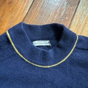 Vintage knit sweater